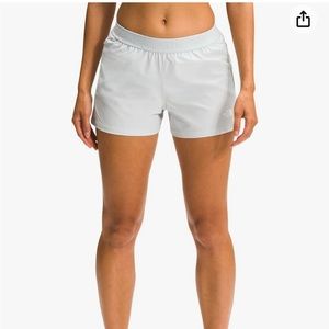 NWOT The North Face Women's Wander Shorts- Med - Tin Grey